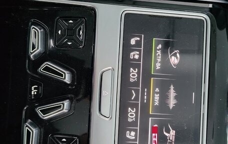 Audi A8, 2019 год, 5 900 000 рублей, 38 фотография