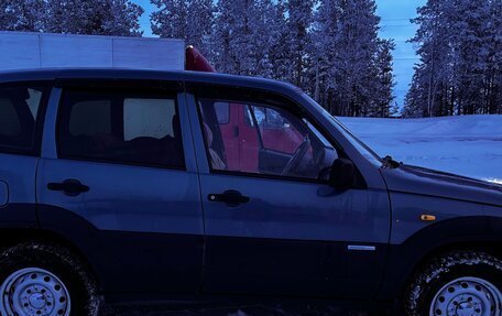 Chevrolet Niva I рестайлинг, 2009 год, 410 000 рублей, 2 фотография