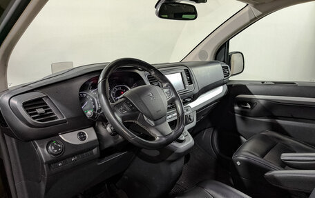 Peugeot Traveller I, 2018 год, 3 100 000 рублей, 14 фотография