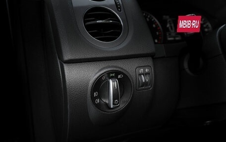 Volkswagen Tiguan I, 2012 год, 840 000 рублей, 18 фотография