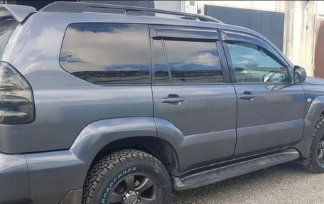 Toyota Land Cruiser Prado 120 рестайлинг, 2006 год, 2 700 000 рублей, 4 фотография