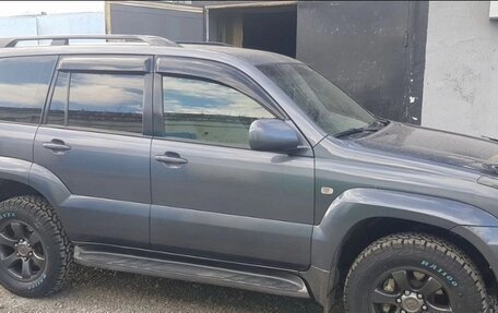 Toyota Land Cruiser Prado 120 рестайлинг, 2006 год, 2 700 000 рублей, 3 фотография