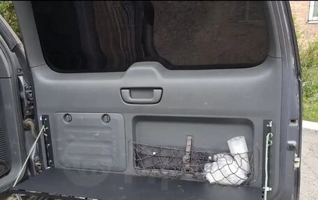 Toyota Land Cruiser Prado 120 рестайлинг, 2006 год, 2 700 000 рублей, 14 фотография