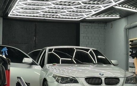 BMW 5 серия, 2008 год, 1 300 000 рублей, 1 фотография