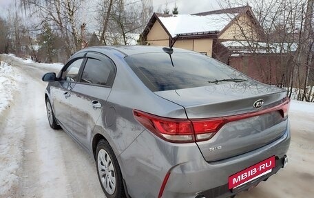 KIA Rio IV, 2020 год, 1 350 000 рублей, 3 фотография
