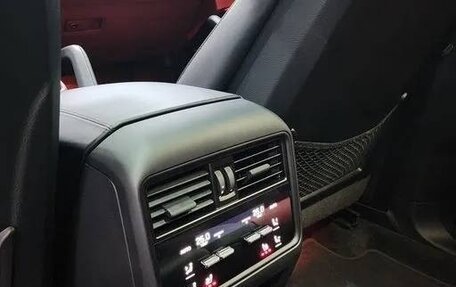 Porsche Cayenne III, 2023 год, 11 200 000 рублей, 7 фотография