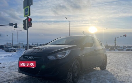 Hyundai Solaris II рестайлинг, 2014 год, 900 000 рублей, 7 фотография