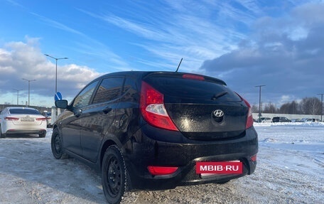 Hyundai Solaris II рестайлинг, 2014 год, 900 000 рублей, 11 фотография