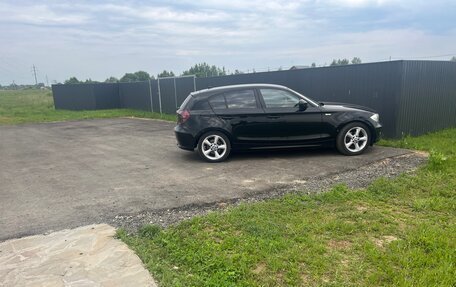 BMW 1 серия, 2010 год, 950 000 рублей, 2 фотография