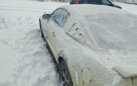Ford Mustang VI рестайлинг, 2006 год, 500 000 рублей, 8 фотография