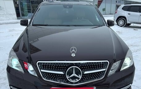 Mercedes-Benz E-Класс, 2012 год, 1 700 000 рублей, 2 фотография