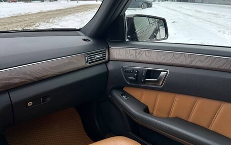 Mercedes-Benz E-Класс, 2012 год, 1 700 000 рублей, 15 фотография