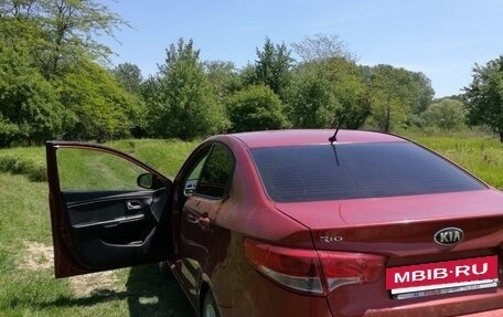 KIA Rio III рестайлинг, 2016 год, 900 000 рублей, 4 фотография