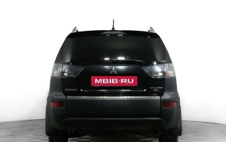 Mitsubishi Outlander III рестайлинг 3, 2007 год, 890 000 рублей, 6 фотография