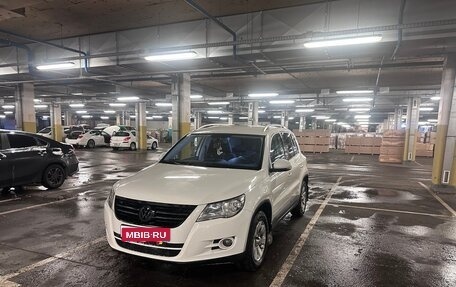 Volkswagen Tiguan I, 2010 год, 895 000 рублей, 1 фотография