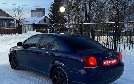 Toyota Avensis III рестайлинг, 2005 год, 670 000 рублей, 5 фотография