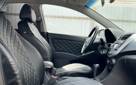 Hyundai Solaris II рестайлинг, 2011 год, 860 000 рублей, 8 фотография