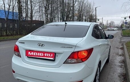Hyundai Solaris II рестайлинг, 2011 год, 860 000 рублей, 5 фотография
