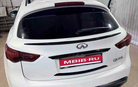 Infiniti QX70, 2014 год, 2 400 000 рублей, 4 фотография