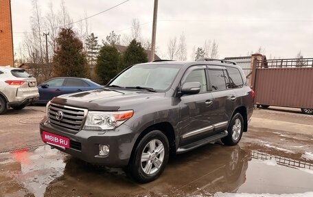 Toyota Land Cruiser 200, 2014 год, 4 500 000 рублей, 3 фотография