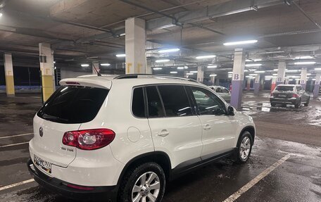 Volkswagen Tiguan I, 2010 год, 895 000 рублей, 5 фотография
