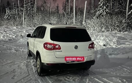 Volkswagen Tiguan I, 2010 год, 895 000 рублей, 10 фотография