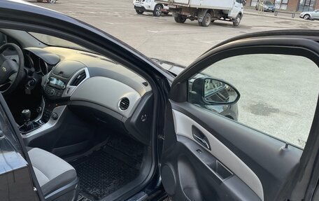 Chevrolet Cruze II, 2014 год, 800 000 рублей, 13 фотография