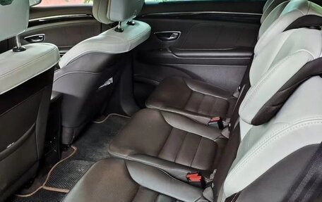 Renault Espace V рестайлинг, 2016 год, 2 100 000 рублей, 2 фотография