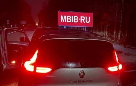 Renault Espace V рестайлинг, 2016 год, 2 100 000 рублей, 11 фотография