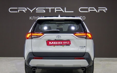 Toyota RAV4, 2025 год, 4 280 000 рублей, 6 фотография