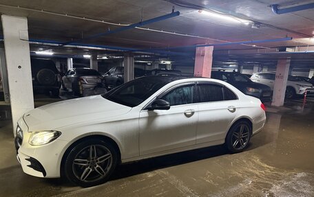 Mercedes-Benz E-Класс, 2019 год, 3 800 000 рублей, 1 фотография