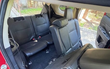 Mitsubishi Outlander III рестайлинг 3, 2019 год, 2 300 000 рублей, 8 фотография