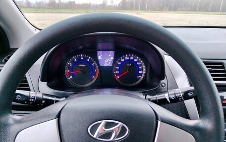 Hyundai Solaris II рестайлинг, 2016 год, 999 000 рублей, 10 фотография