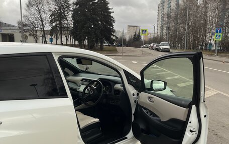 Nissan Leaf II, 2018 год, 1 650 000 рублей, 7 фотография