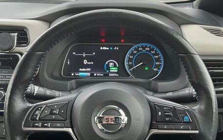 Nissan Leaf II, 2018 год, 1 650 000 рублей, 12 фотография