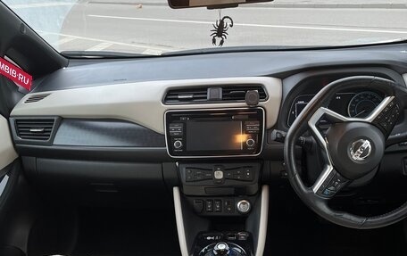 Nissan Leaf II, 2018 год, 1 650 000 рублей, 11 фотография