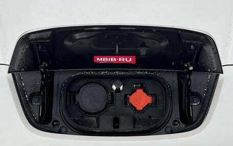 Nissan Leaf II, 2018 год, 1 650 000 рублей, 2 фотография