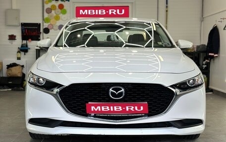 Mazda 3, 2020 год, 2 400 000 рублей, 1 фотография