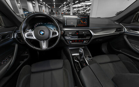 BMW 5 серия, 2021 год, 4 840 000 рублей, 7 фотография