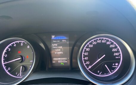 Toyota Camry, 2019 год, 2 250 000 рублей, 5 фотография