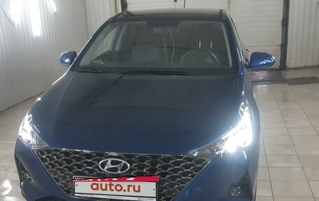 Hyundai Solaris II рестайлинг, 2022 год, 1 800 000 рублей, 3 фотография