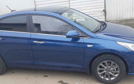 Hyundai Solaris II рестайлинг, 2022 год, 1 800 000 рублей, 8 фотография