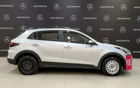 KIA Rio IV, 2021 год, 880 000 рублей, 4 фотография