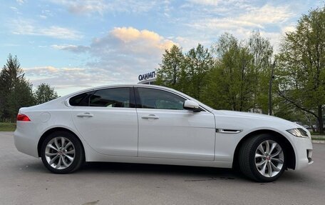 Jaguar XF II, 2018 год, 2 500 000 рублей, 3 фотография