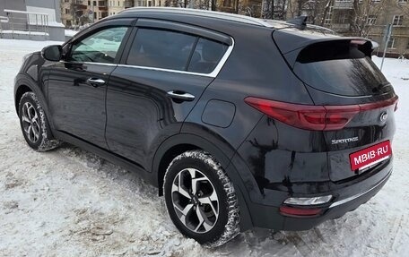 KIA Sportage IV рестайлинг, 2019 год, 2 100 000 рублей, 5 фотография