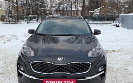 KIA Sportage IV рестайлинг, 2019 год, 2 100 000 рублей, 2 фотография