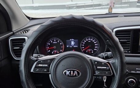 KIA Sportage IV рестайлинг, 2019 год, 2 100 000 рублей, 20 фотография