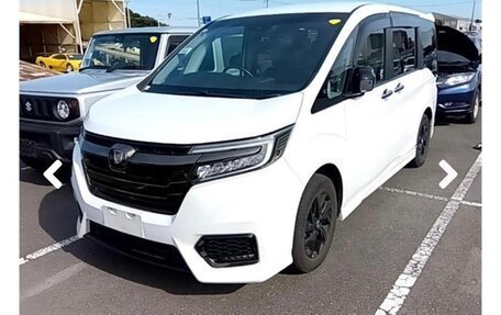 Honda Stepwgn IV, 2021 год, 3 100 000 рублей, 16 фотография