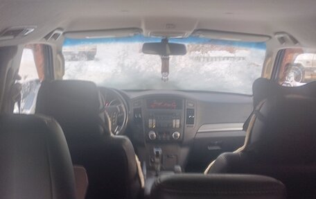 Mitsubishi Pajero IV, 2012 год, 2 550 000 рублей, 12 фотография