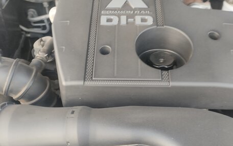 Mitsubishi Pajero IV, 2012 год, 2 550 000 рублей, 22 фотография